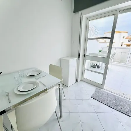 High Standard Flat, Next To All Attractions *