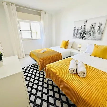 High Standard Flat, Next To All Attractions *