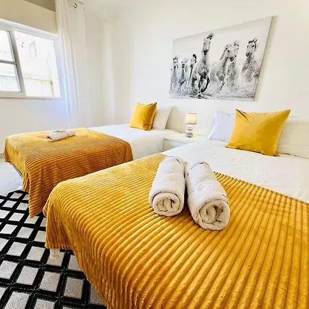 High Standard Flat, Next To All Attractions *